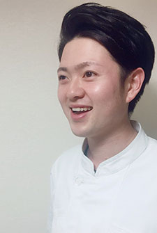 院長 湯澤 太樹